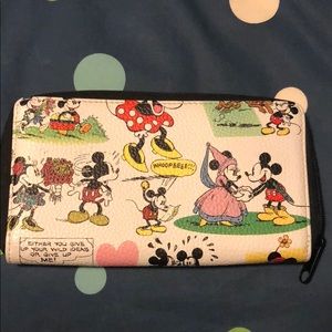 Never used original Disney clutch